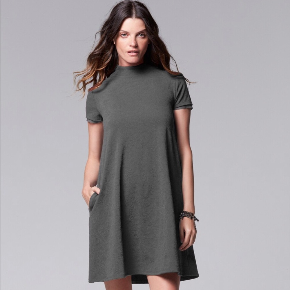 Vera Wang Navy Mockneck Shift Dress